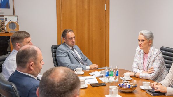 Alytuje aptarti karinį mobilumą ir gynybos pramonės plėtrą stiprinantys projektai