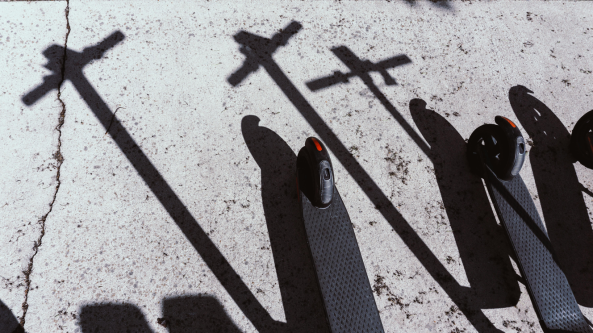 Sparčiai auga gaisrų rizika dėl netinkamo ličio jonų baterijų naudojimo