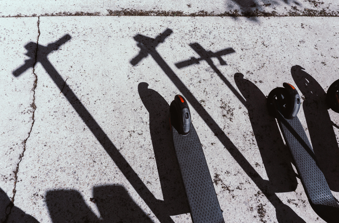 Sparčiai auga gaisrų rizika dėl netinkamo ličio jonų baterijų naudojimo