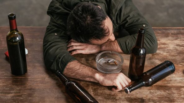 Lietuva vartoja: alkoholio poveikis šeimose ir keliuose 