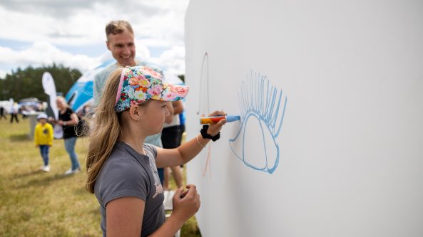 Vis daugiau tėvų globos netekusių vaikų auga šeimos aplinkoje