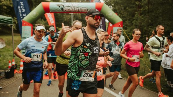 „Alytaus pusmaratonis“ pritraukė šimtus bėgimo mylėtojų