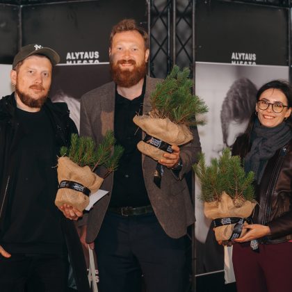 Alytaus teatro stogo terasa virto žodžio namais: paaiškėjo geriausios pjesės