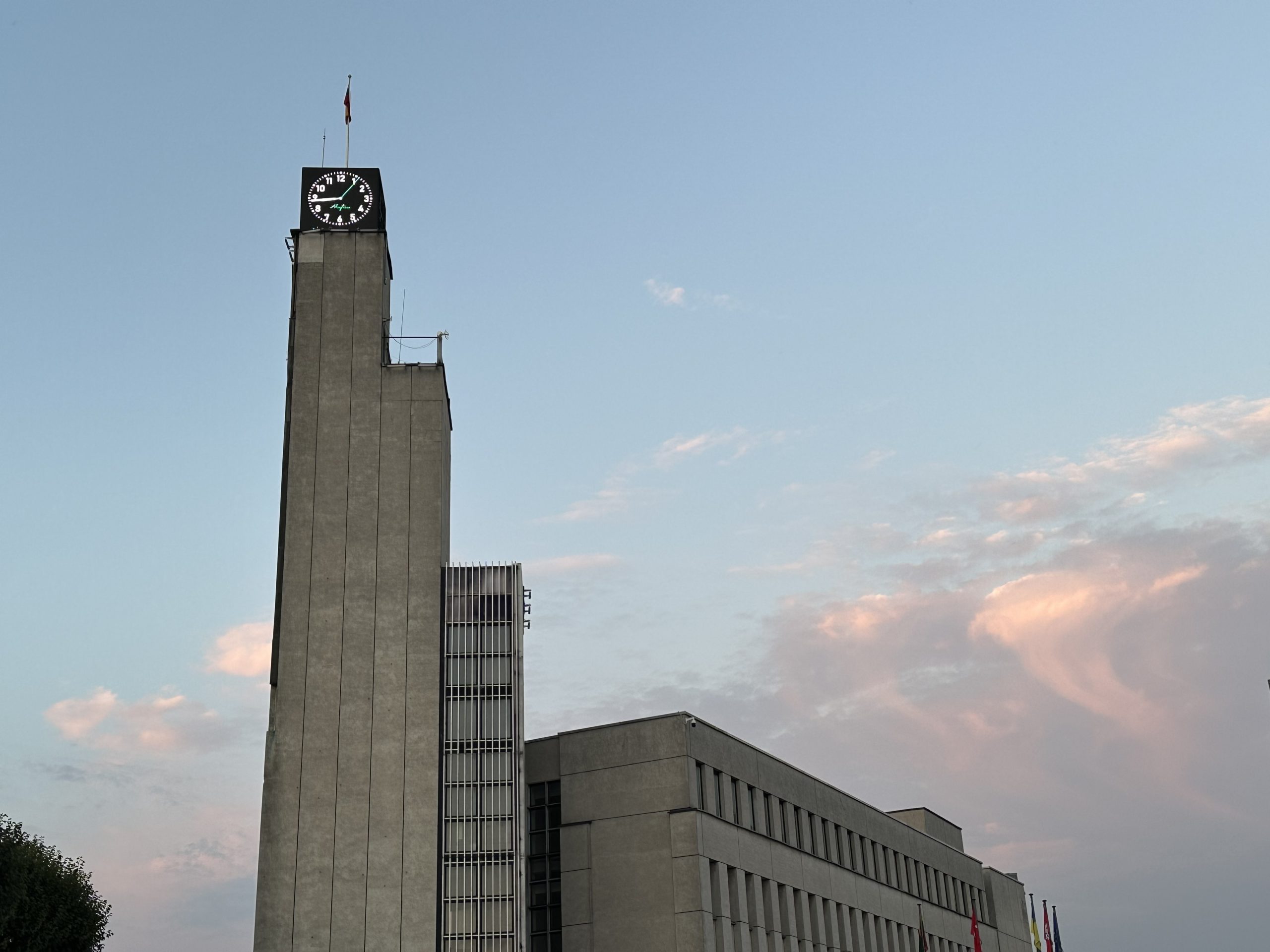 Už beveik milijoną eurų bus remontuojamas Alytaus miesto savivaldybės pastatas