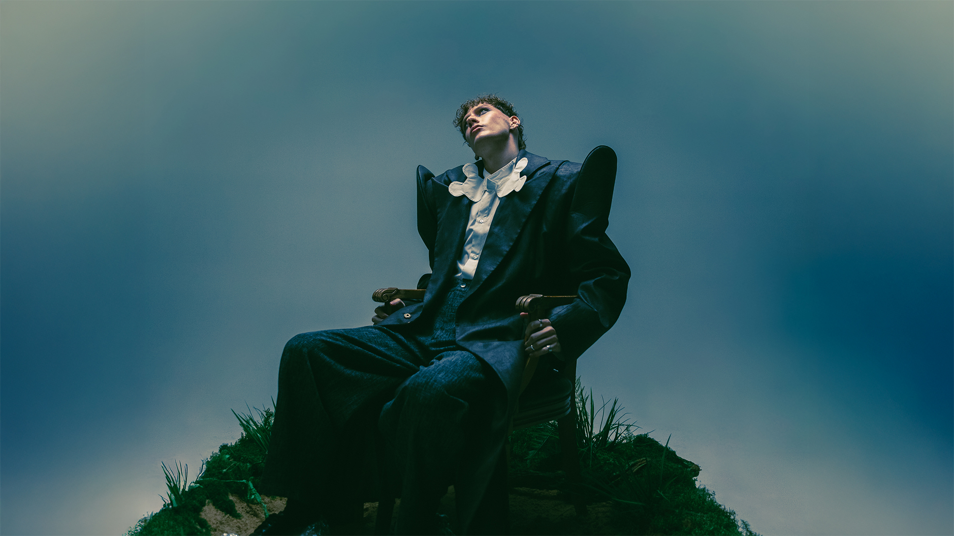 Silvester Belt pristato „Nebemyli“ – tamsi manijos istorija