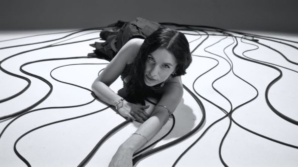 Sisters On Wire“ pristato dainos „Gylis“ vaizdo klipą