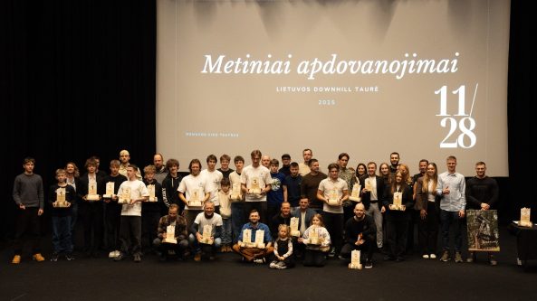 Alytaus sportininkas Edminas Dabušinskas sužibėjo „Lietuvos Downhill Taurės“  apdovanojimuose