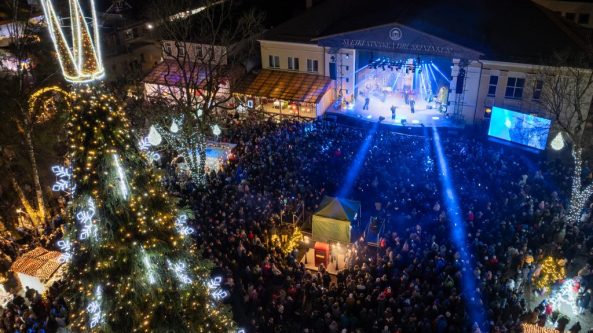 Druskininkuose – TAI BENT Kalėdos: eglės įžiebimas, Donato Montvydo koncertas ir gausybė pramogų