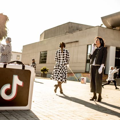 „Socialinių tinklų rinkodara teatrui – baigiamasis projekto „Theatre is Cool“ akordas“