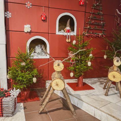 Alytaus teatre atveriamos Kalėdų Senelio rezidencijos durys