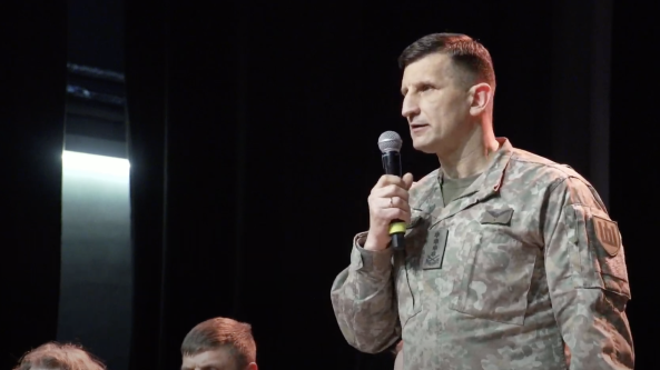 Atakymai į klausimus, kuriuos išgirdo Kapčiamiesčio gyventojai susitikime Lazdijuose