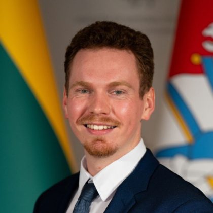 Krašto apsaugos ministro atstovu žiniasklaidai paskirtas Edvinas Česnulis