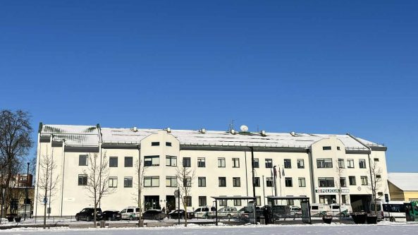 Dėl smurto sulaikytas vyras nusiaubė policijos sulaikymo kamerą