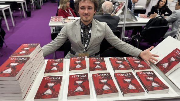 Jaunasis alytiškis Londono knygų mugėje pristatys distopinį romaną „Statera“