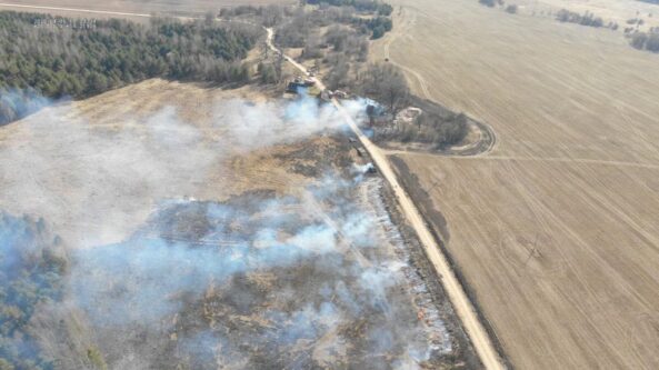 Ugniagesių darbai: nuo degančios žolės iki pavojingų radinių Ugniagesių darbai: nuo degančios žolės iki pavojingų radinių