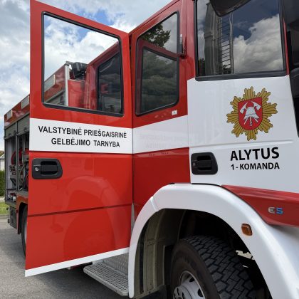 Alytaus ugniagesiams savaitė buvo ramesnė, tačiau netrūko ir neįprastų gelbėjimo darbų Alytaus ugniagesiams savaitė buvo ramesnė, tačiau netrūko ir neįprastų gelbėjimo darbų