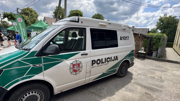 Alytuje sulaikyti penki asmenys, įtariami narkotikų platinimu nepilnamečiams