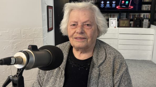 Alytiškė Julija Grabskienė prisimena debiutą Lietuvos radijuje prieš 73 metus: „Man buvo tik penkiolika“ Alytiškė Julija Grabskienė prisimena debiutą Lietuvos radijuje prieš 73 metus: „Man buvo tik penkiolika“